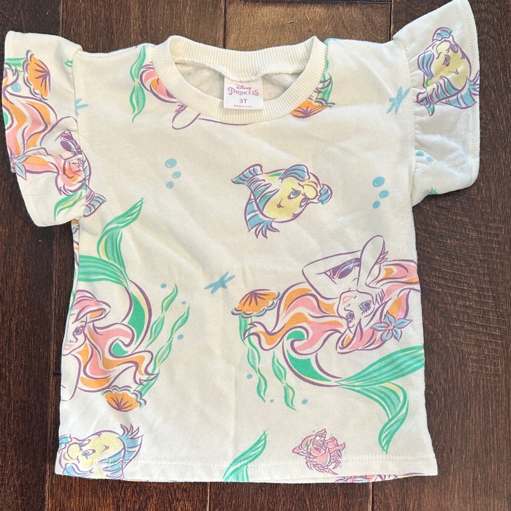3/$15 Girls' Little Mermaid White Graphic Tee - 3T
